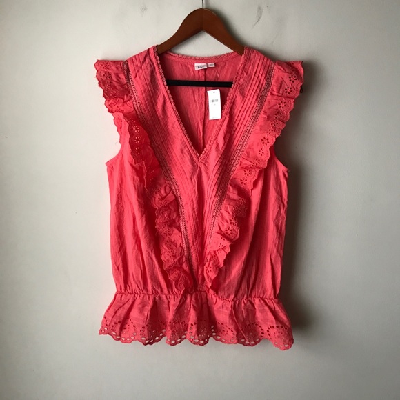 GAP Tops - GAP coral colored sleeveless top